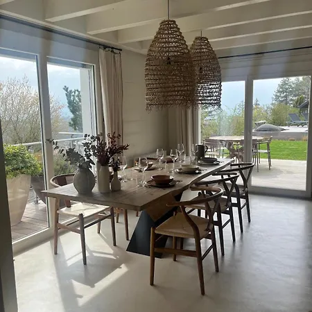 Maison En Bois Avec Piscine Chauffee Et Vue Panoramique *