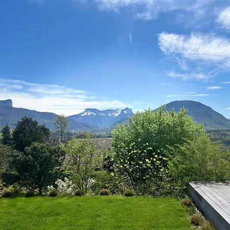 Maison En Bois Avec Piscine Chauffee Et Vue Panoramique *