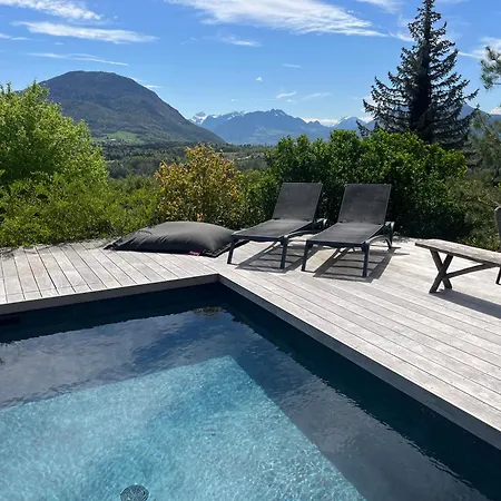 Maison En Bois Avec Piscine Chauffee Et Vue Panoramique